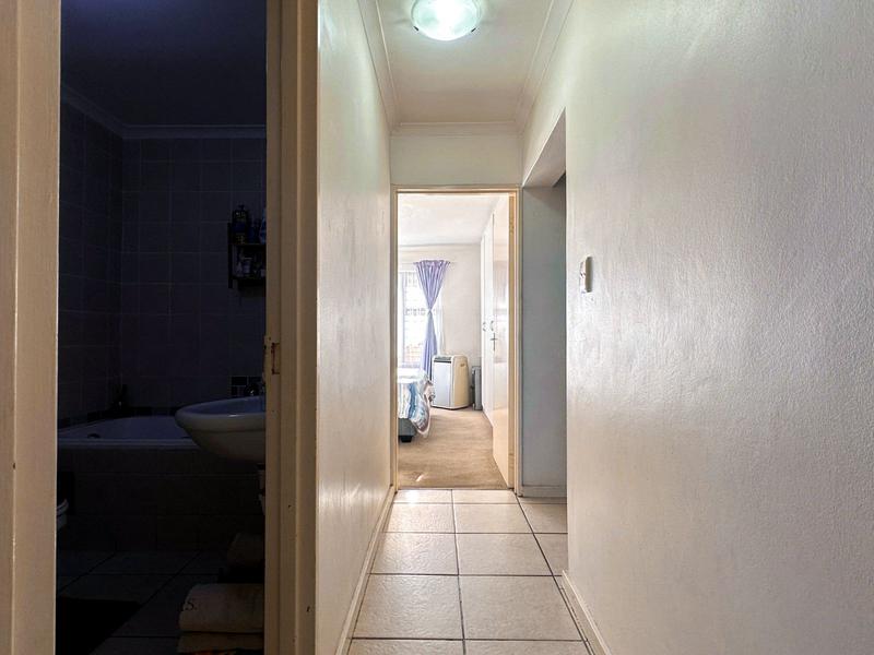 2 Bedroom Property for Sale in Fairview Golf Estate Western Cape